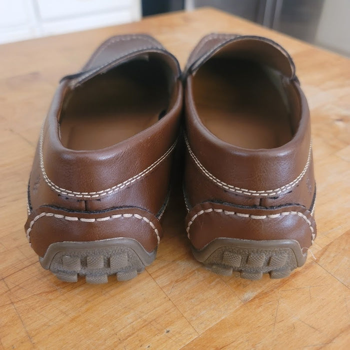 Izod Burre 12 brown loafer driving Moc shoes Memory foam penny saddle stitch