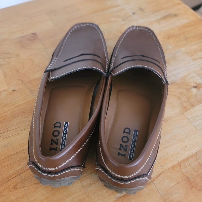 Izod Burre 12 brown loafer driving Moc shoes Memory foam penny saddle stitch