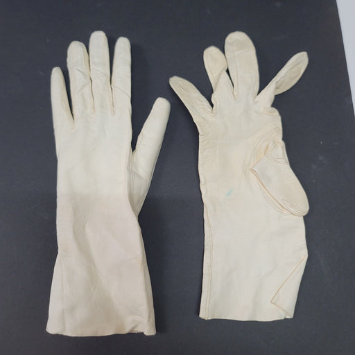 Vintage calfskin white formal riding driving gloves Small Medium