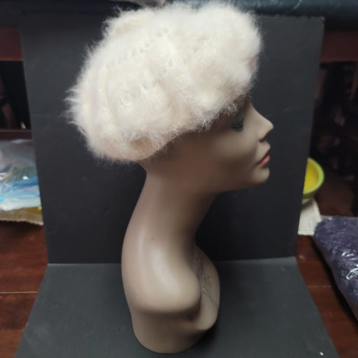 VINTAGE Angora beret fluffy cream hat floral detail on top luxurious one Size