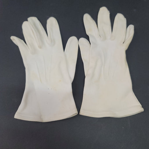 Vintage heavy cloth white short gloves women's small medium prom 1950's