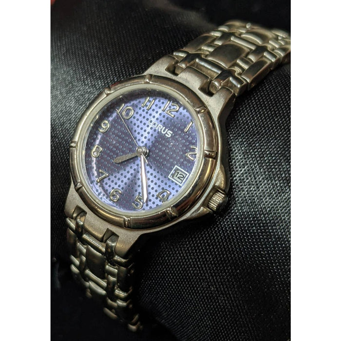 Lorus Vintage Wrist Watch Silver Tone Blue Dial Bezel Links Date Window