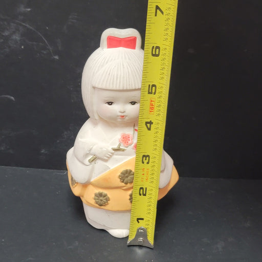 Japanese Porcelain Geisha Maiko Kimono girl doll Vintage Home Decor Collectible