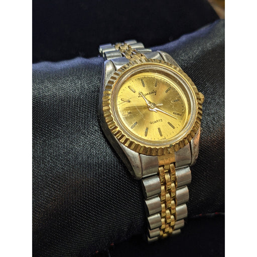 Dynasty stainless steel Vintage Quartz Wrist Watch Gold Tone Silver Tone